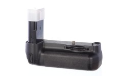 Nikon MB-D200 for D200 camera, mint