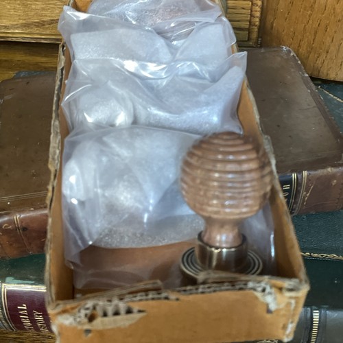 Set quality beehive antique - beehive,
