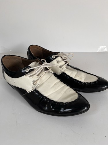 Vintage black white patent - &,