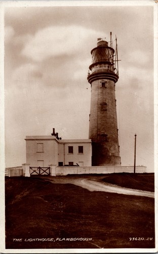 Flamborough lighthouse - flamborough,