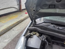BONNET HINGE RH VAUXHALL CORSA