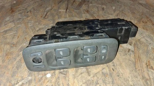 Volvo v70 front left door - volvo,