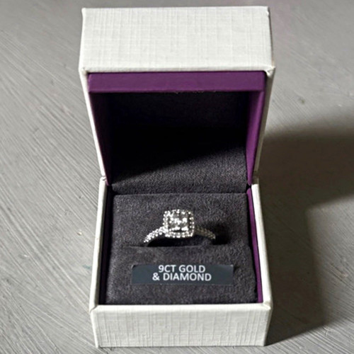 Beaverbrooks 9ct white - beaverbrooks,
