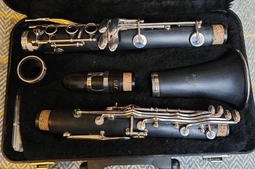 121 clarinet with padded - jp,