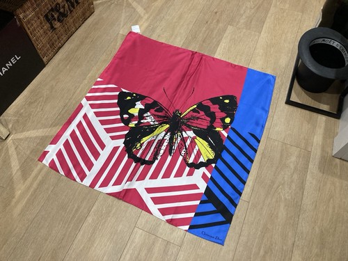 Stunning new with tags box - with, tags/box