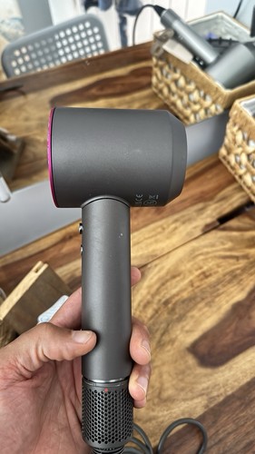 Dyson supersonic hair - dyson,
