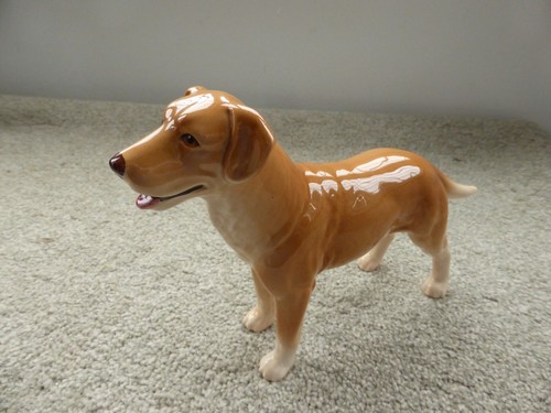 Sylvac labrador retriever dog - labrador/retriever,