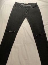 Ladies Black Boohoo Ripped Knee Jeans Size UK 12 Preloved