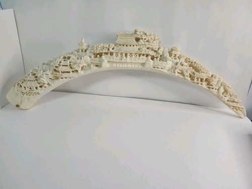 Vintage ivory colored resin - vintage, ivory-colored