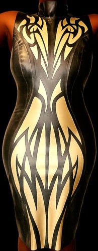 Metallic gold and black - metallic,