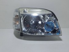 Nissan X-Trail T30 2004 Front