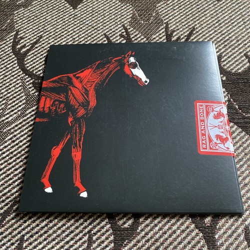 The white stripes - white, rag