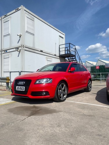 Audi line black - s,