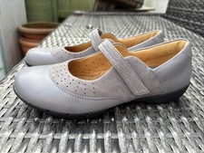 Clarks Un Hazel Blueish Grey