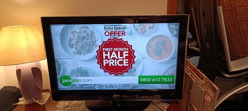 Flat screen 37 inch - flat,