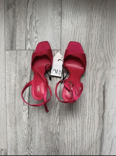 Bnwt zara strappy heels size - bnwt,