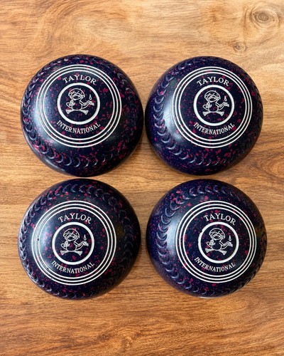 Lawn bowls taylor - bowls,