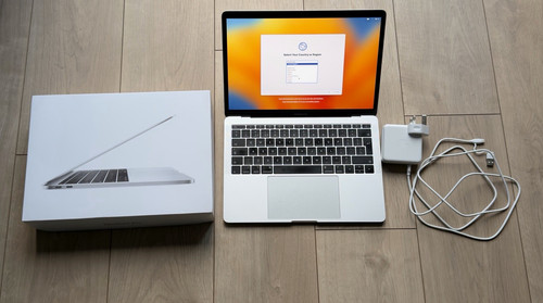 Apple macbook pro inch - inch, 2017