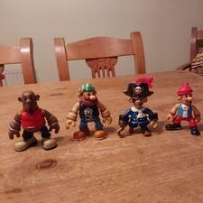 4 x Keenway Pirate Ship Island Captain And Pirates Toy Figures 