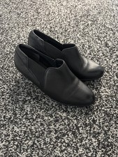 Ladies Court Shoes Size 3 From