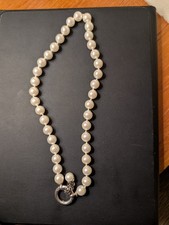 Thomas Sabo: pearl necklace with 925 silver charm