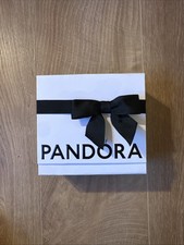 Pandora Gift Box & Bow