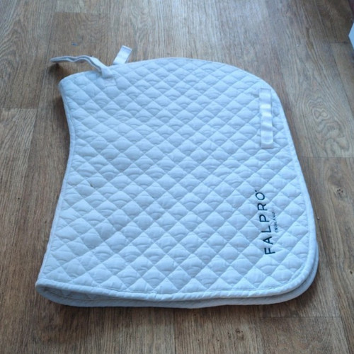Falpro white quilted cotton - quilted,
