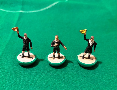Subbuteo w referee - referee, and