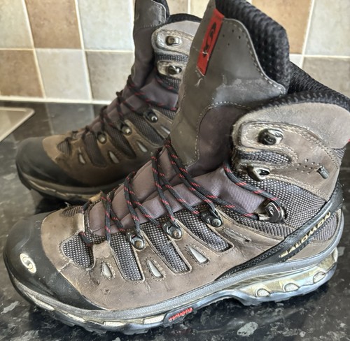 Salomon walking gortex boots