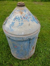 Lovely vintage OIL DRUM fuel can, holds liquid! Steel with brass lid
