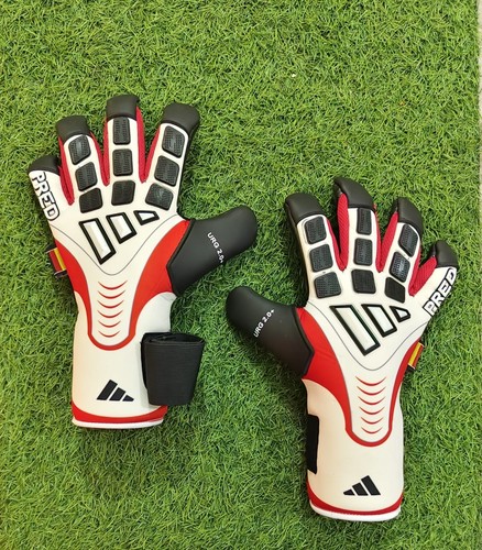Goalkeeper gloves size - 9, and