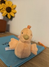 Jellycat Fluffy Chicken post