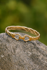 18ct Gold Mens Hook Bangle on