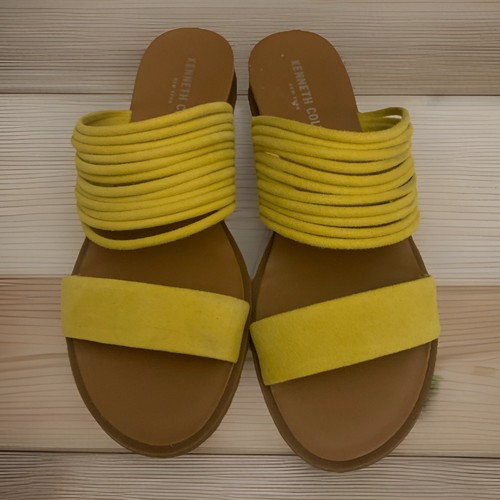 Nwot kenneth cole suede - nwot,