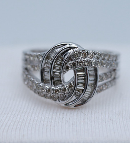 9ct white gold - 9ct,