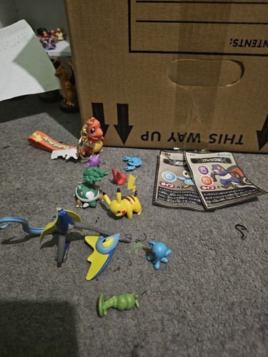 Pokemon job lot bundle 2 - job, +