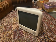 Apple eMac G4 (2002)