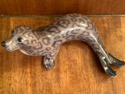 Figurine sweet sea lion design - sweet,