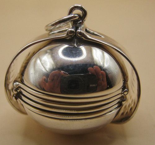 Pretty english hallmarked - pretty,