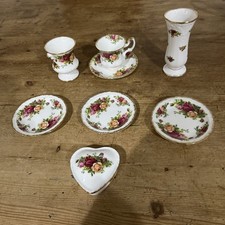 vintage  Royal Albert OLD