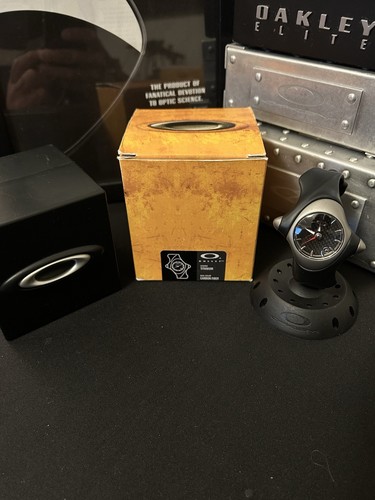 Genuine oakley bullet - genuine,