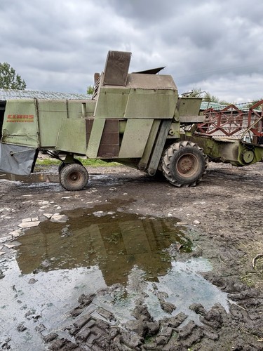 Claas combine harvester - claas,