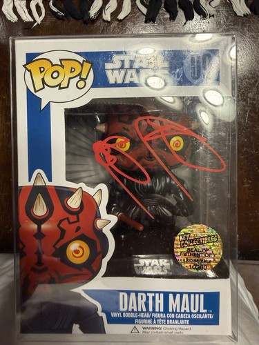 Darth maul funko pop signed - maul,