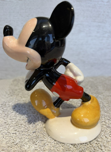 Royal doulton disney mickey - doulton,