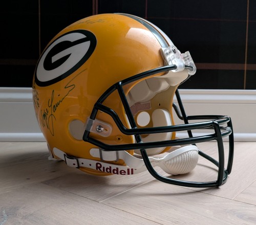 Green bay packers - green,