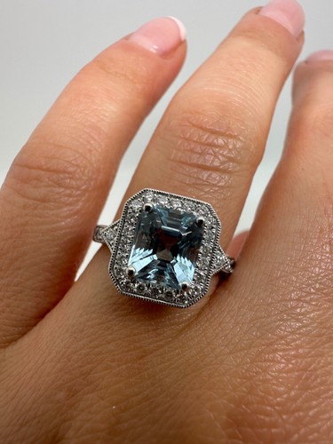 Platinum emerald cut - platinum,