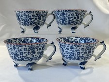 4 Joyye Handcrafted Blue, White & Red Floral Patterned Three Footed Ceramic Mugs