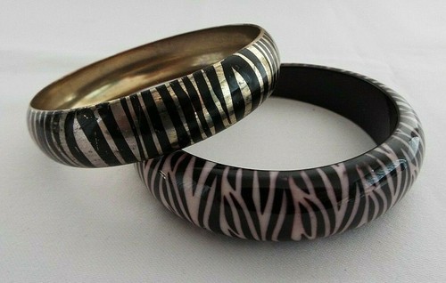 Pink black plastic - &, gold