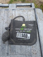 Hedgehog Easy Air Wedge Shim Pump Up Air Tool Fitting Windows Doors Lifts 140kg