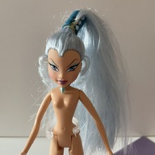 Winx Club Pixie Magic Icy Doll